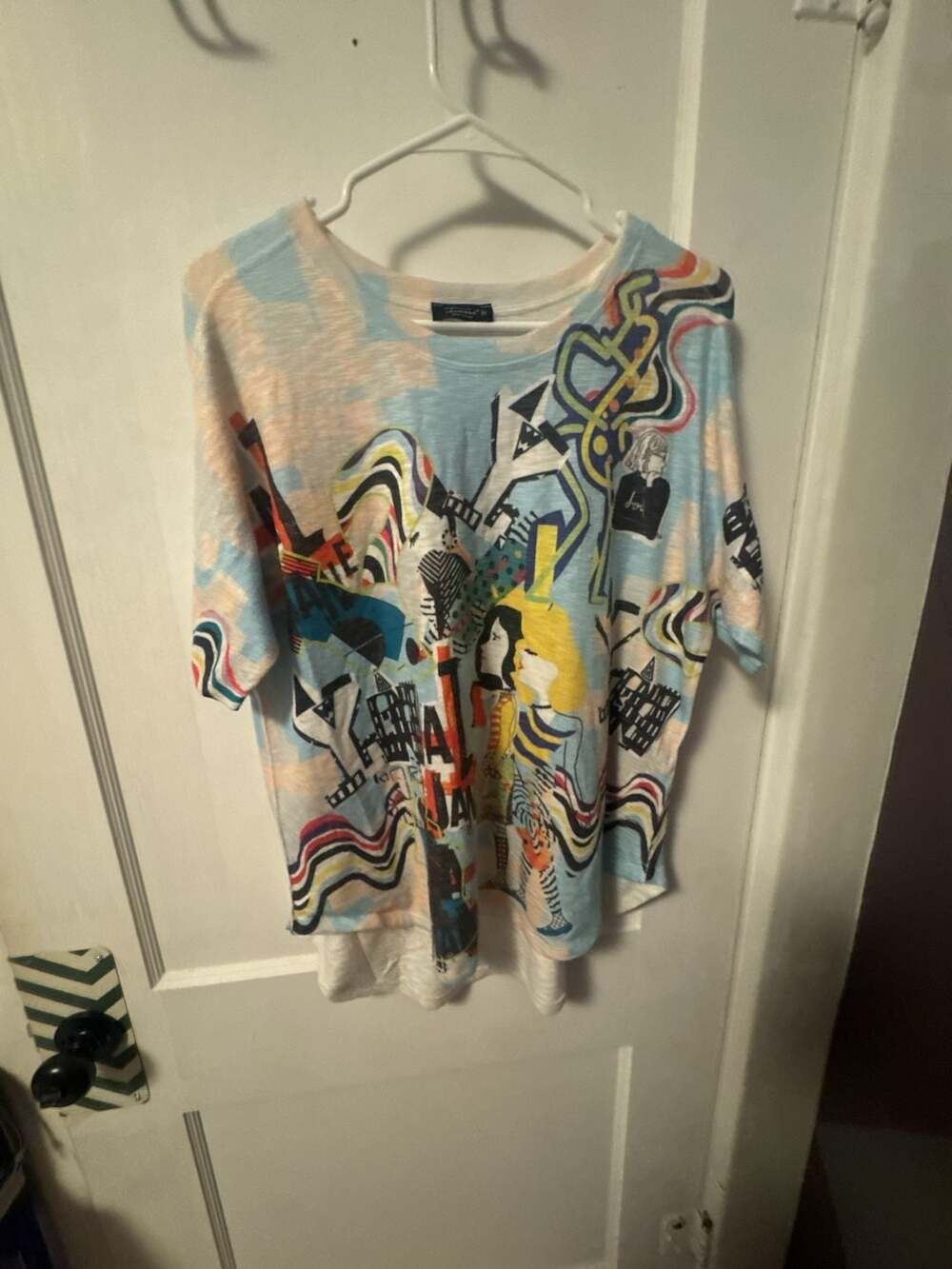 Inoah Graphic Art Print Short Sleeve Crew Neck Top